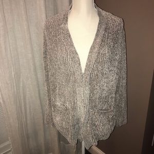 🌺 (2/$10) JohnPaulRichard Gray Cardigan
